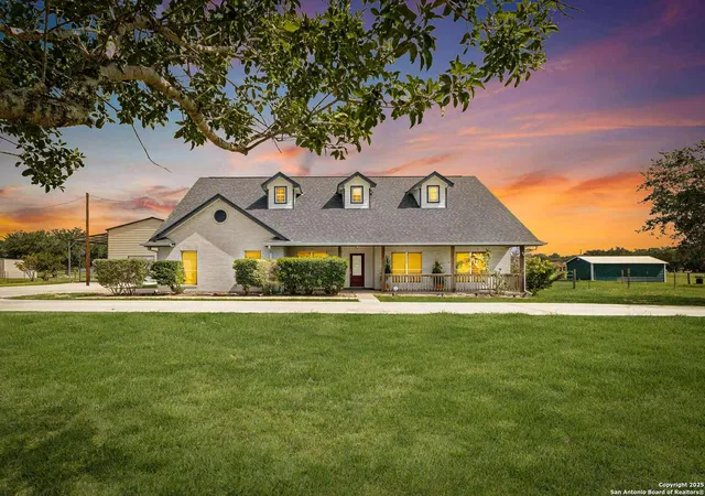 1st image of 142 Shannon Ridge, Floresville, TX 78114 | MLS# 1898735