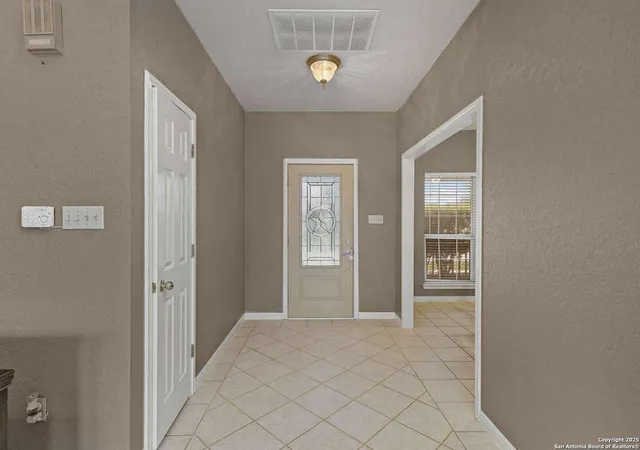 3rd image of 142 Shannon Ridge, Floresville, TX 78114 | MLS# 1898735