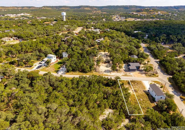 Photo 2 of Sale Pending at 725 Firefly, Canyon Lake, TX 78133 | MLS# 1898737 | Listing updated on 2025-11-17