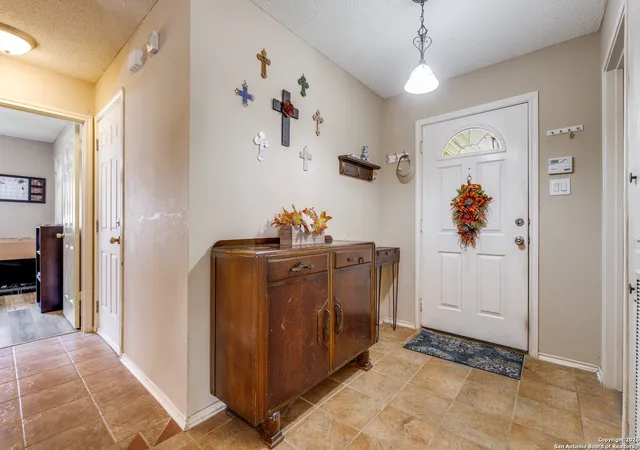 Photo 3 of Single family home for sale at 10118 Sandbrook Hill, San Antonio, TX 78254 | MLS# 1898812 | Listing updated on 2025-09-19