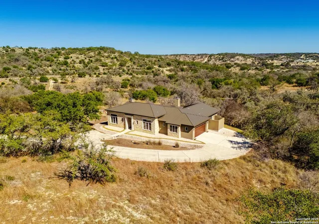 Photo 2 of Single family home for sale at 165 Antler Falls Run, Comfort, TX 78013 | MLS# 1898825 | Listing updated on 2026-02-05