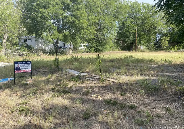 8th image of 5124 E Hayden Dr, San Antonio, TX 78242 | MLS# 1898861