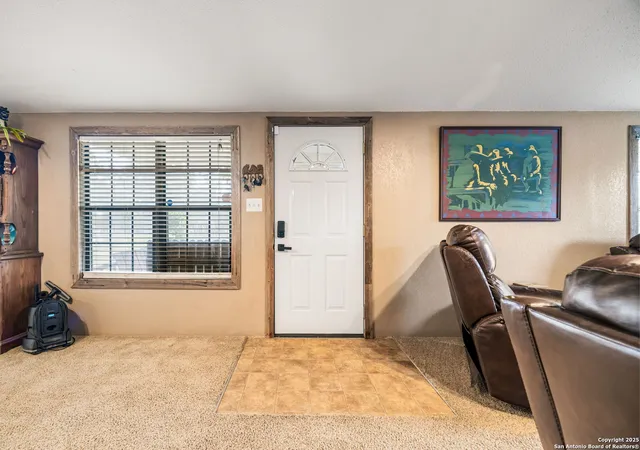 Photo 3 of Sale Pending at 176 Deep Woods Dr, Seguin, TX 78155 | MLS# 1898866 | Listing updated on 2026-05-03