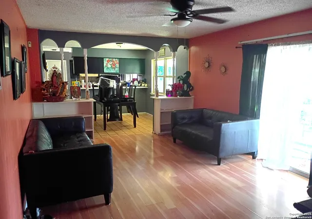 Photo 4 of Single family home for sale at 451 Bertetti, San Antonio, TX 78227 | MLS# 1898881 | Listing updated on 2025-10-27