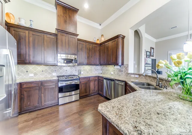 Photo 3 of Sale Pending at 8250 Cruiseship Bay #205, San Antonio, TX 78255 | MLS# 1898891 | Listing updated on 2026-08-03