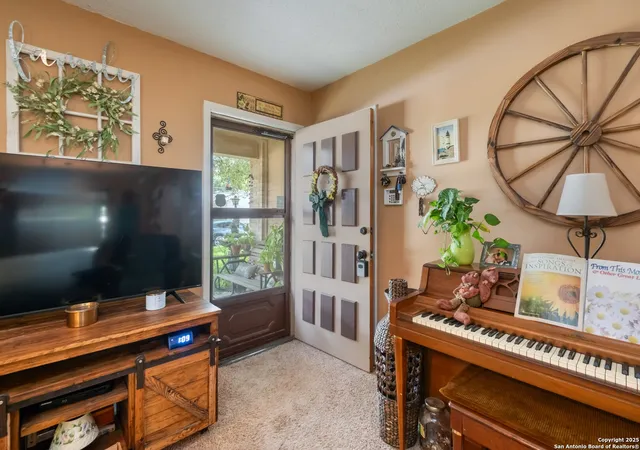 Photo 3 of Sale Pending at 1215 Starhaven Pl, San Antonio, TX 78227 | MLS# 1898904 | Listing updated on 2026-03-24