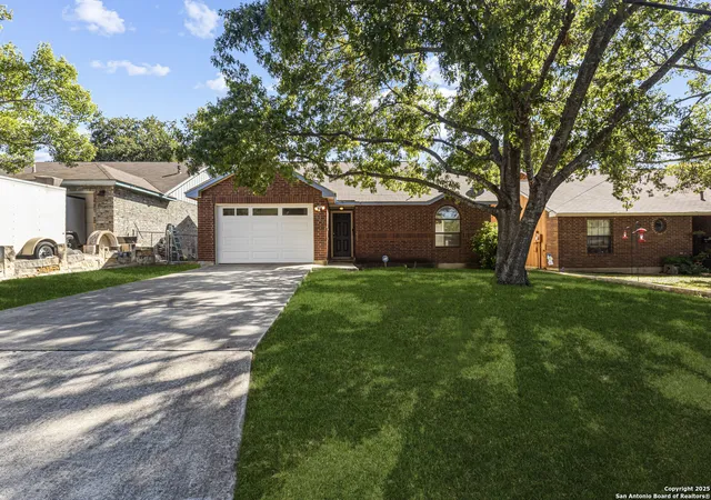 2nd image of 642 Freiling, San Antonio, TX 78213 | MLS# 1898905