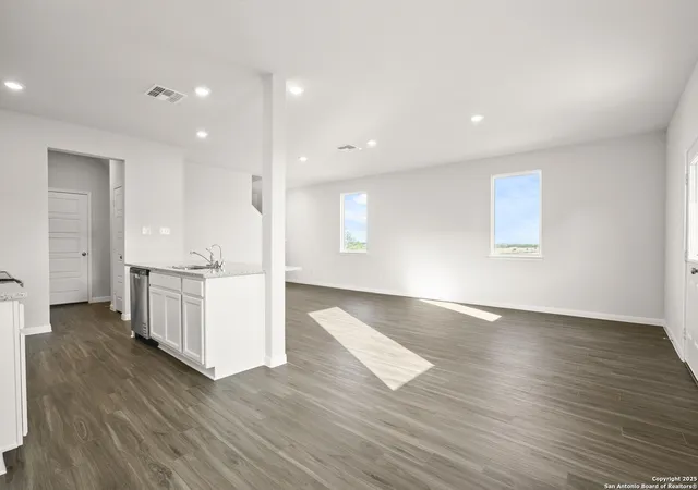 5th image of 11112 Luckenbach Loop, Converse, TX 78109 | MLS# 1898920