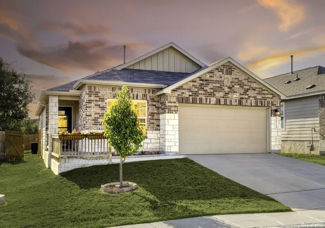 Photo 1 of Sale Pending at 31733 Untrodden, Bulverde, TX 78163 | MLS# 1898992 | Listing updated on 2025-10-09