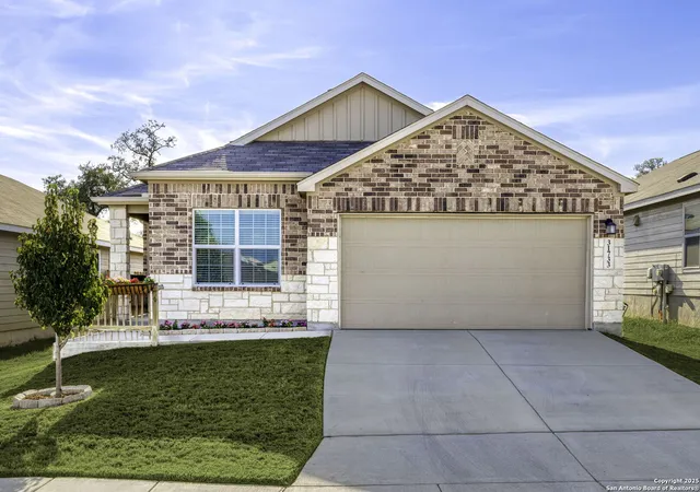 Photo 2 of Sale Pending at 31733 Untrodden, Bulverde, TX 78163 | MLS# 1898992 | Listing updated on 2025-10-09