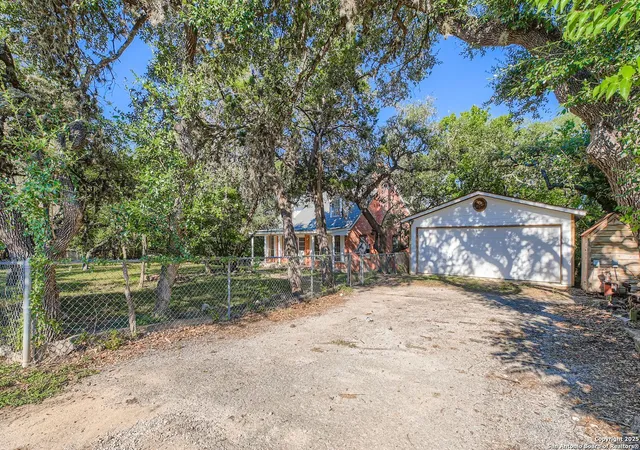 4th image of 17685 Morningside, Helotes, TX 78023 | MLS# 1899040
