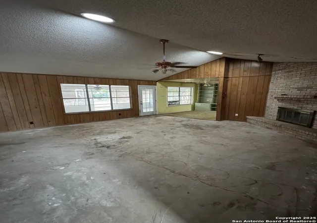 Photo 4 of Sale Pending at 14111 Exmoor, San Antonio, TX 78217 | MLS# 1899044 | Listing updated on 2025-09-15