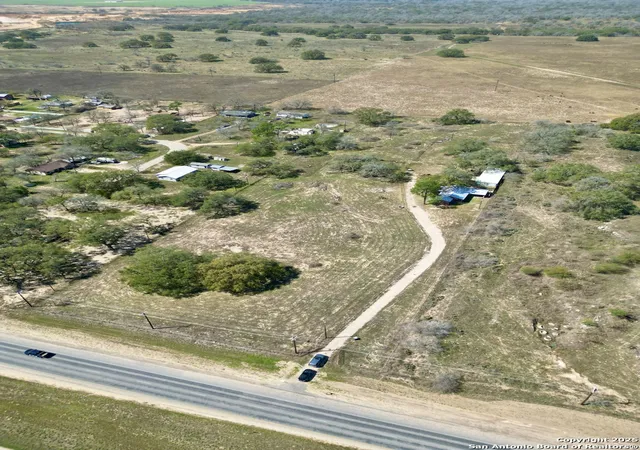 3rd image of 15179 N Hwy 16, Poteet, TX 78065 | MLS# 1899059