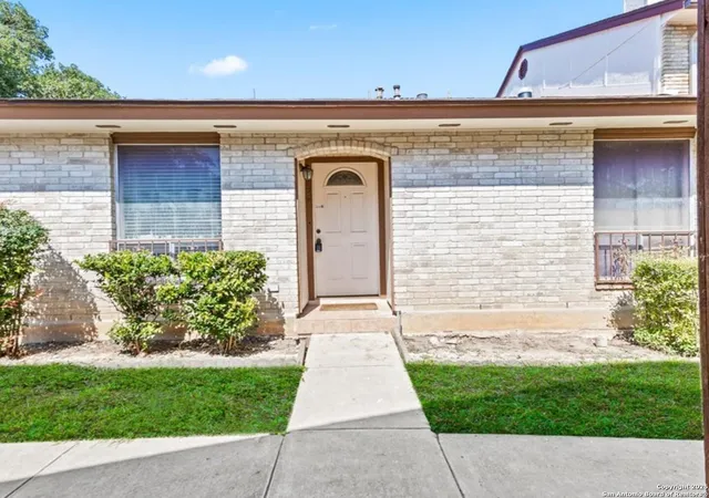 Photo 2 of Sale Pending at 11303 Vance Jackson #F4, San Antonio, TX 78230 | MLS# 1899064 | Listing updated on 2025-10-27