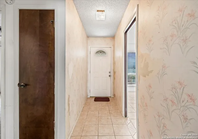 Photo 3 of Sale Pending at 11303 Vance Jackson #F4, San Antonio, TX 78230 | MLS# 1899064 | Listing updated on 2025-10-27