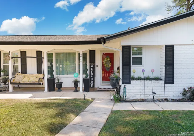 Photo 3 of Sale Pending at 311 Redcliff, San Antonio, TX 78216 | MLS# 1899075 | Listing updated on 2025-11-06