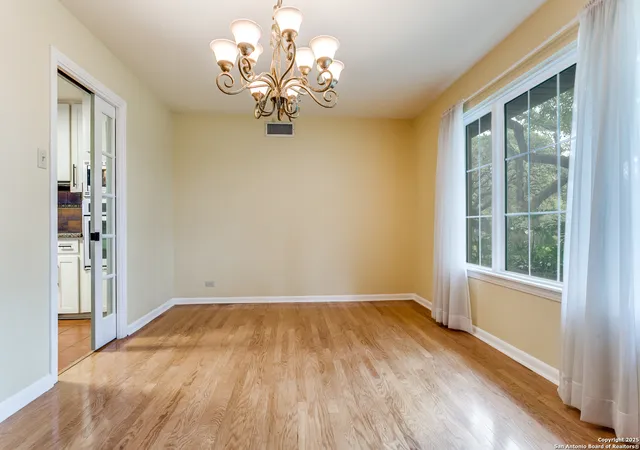 Photo 4 of Sale Pending at 211 Caladium, San Antonio, TX 78213 | MLS# 1899088 | Listing updated on 2026-01-30