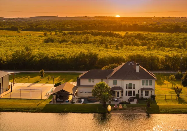Photo 3 of Single family home for sale at 311 Ski Plex, Seguin, TX 78155 | MLS# 1899094 | Listing updated on 2026-10-09