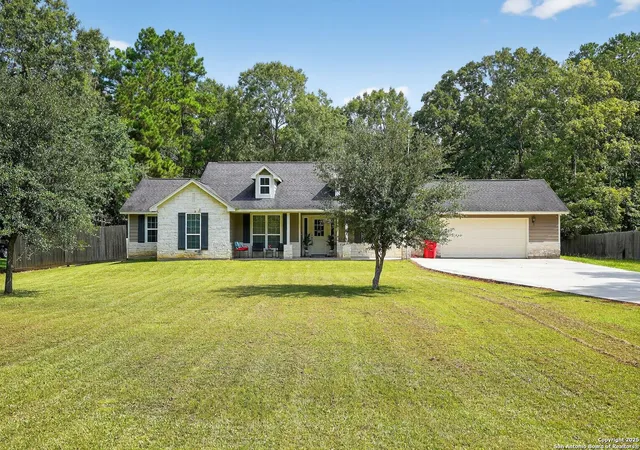 1st image of 139 Private Road 6353, Dayton, TX 77535 | MLS# 1899110