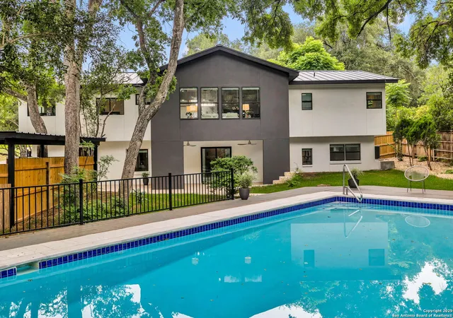 Photo 1 of Sale Pending at 717 Ridgemont Ave, San Antonio, TX 78209 | MLS# 1899140 | Listing updated on 2025-09-21