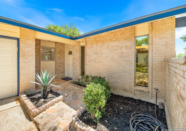 Photo 1 of Sale Pending at 4907 El Gusto St, San Antonio, TX 78233 | MLS# 1899164 | Listing updated on 2026-03-17