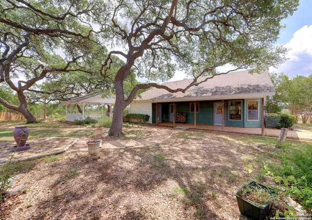 Photo 3 of Sale Pending at 120 U R Lost Rd, Blanco, TX 78606 | MLS# 1899165 | Listing updated on 2025-11-03