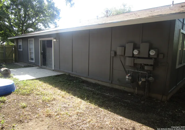 Photo 2 of Sale Pending at 5303 Ashbury, San Antonio, TX 78250 | MLS# 1899167 | Listing updated on 2025-10-16