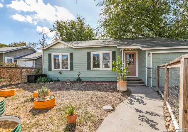3rd image of 2022 W Craig, San Antonio, TX 78201 | MLS# 1899172