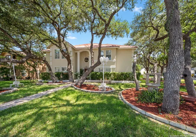 Photo 3 of Sale Pending at 2102 Border Mill, San Antonio, TX 78230 | MLS# 1899178 | Listing updated on 2025-10-15