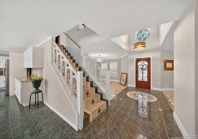 Photo 4 of Sale Pending at 2102 Border Mill, San Antonio, TX 78230 | MLS# 1899178 | Listing updated on 2025-10-15