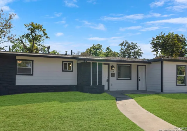 2nd image of 126 Gazel Dr, San Antonio, TX 78213 | MLS# 1899179