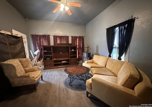 4th image of 917 Burnet, San Antonio, TX 78202 | MLS# 1899218