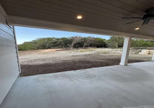 Photo 34 of Single family home for sale at 565 Airline, Canyon Lake, TX 78133 | MLS# 1899225 | Listing updated on 2025-11-05