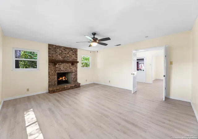 Photo 4 of Sale Pending at 126 Creath Pl, San Antonio, TX 78221 | MLS# 1899226 | Listing updated on 2026-02-08
