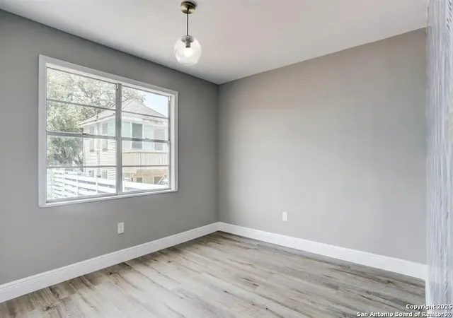 4th image of 3723 Avenue K, Galveston, TX 77550 | MLS# 1899227