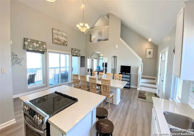 Photo 3 of Single family home for sale at 11835 Sunbather Ln, Galveston, TX 77554 | MLS# 1899229 | Listing updated on 2026-06-29