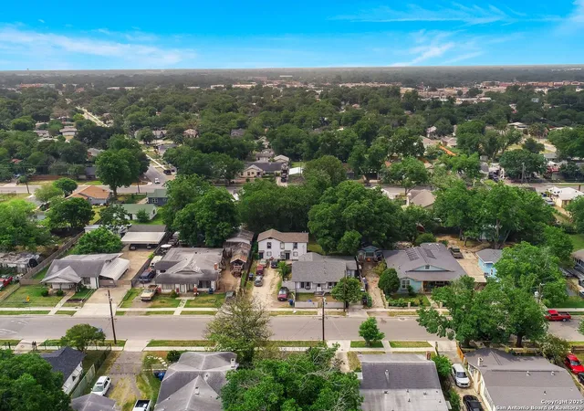 Photo 3 of Multi family home for sale at 214 E Huff, San Antonio, TX 78214 | MLS# 1899247 | Listing updated on 2025-09-20