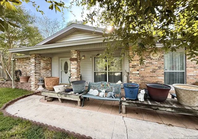 Photo 2 of Sale Pending at 7501 Jonquill, San Antonio, TX 78233 | MLS# 1899249 | Listing updated on 2025-10-02