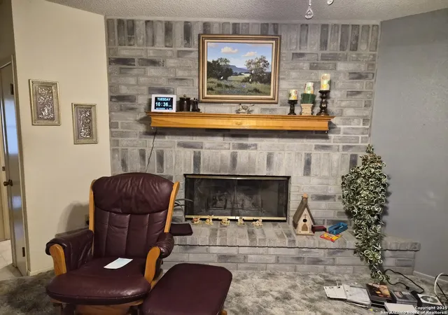 Photo 3 of Single family home for sale at 8020 W Dixon, Somerset, TX 78069 | MLS# 1899278 | Listing updated on 2025-10-28