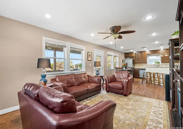 Photo 2 of Single family home for sale at 556 Apollo Dr, Canyon Lake, TX 78133 | MLS# 1899322 | Listing updated on 2026-08-21