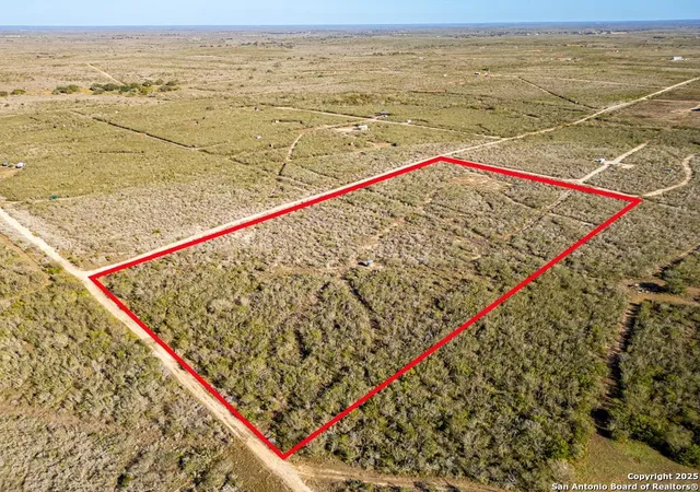 22nd image of 449 Double Eagle, George West, TX 78022 | MLS# 1900031