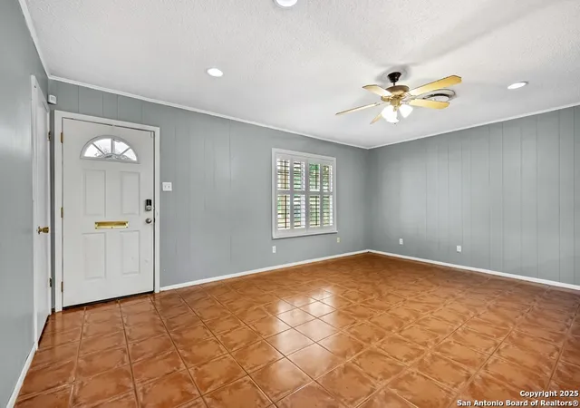 Photo 3 of Single family home for sale at 506 E Hefferman, Beeville, TX 78102 | MLS# 1901616 | Listing updated on 2025-11-18