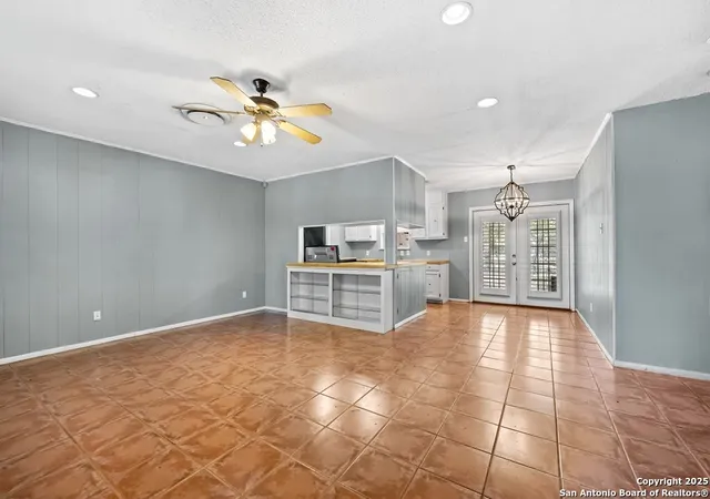 Photo 4 of Single family home for sale at 506 E Hefferman, Beeville, TX 78102 | MLS# 1901616 | Listing updated on 2025-11-18