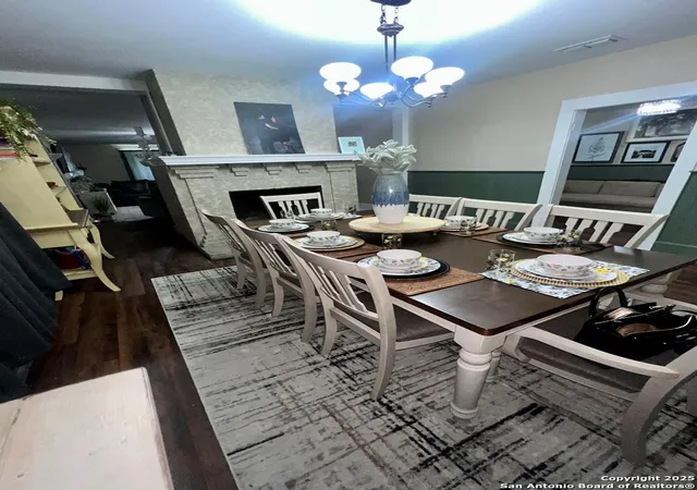 5th image of 501 E Randall, Beeville, TX 78102 | MLS# 1901624