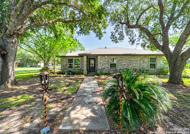Photo 1 of Single family home for sale at 1206 Johnson, Woodsboro, TX 78393 | MLS# 1902173 | Listing updated on 2026-07-19