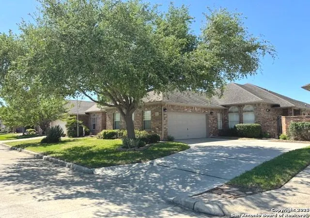 Photo 2 of Sale Pending at 6226 Garden Ct, Corpus Christi, TX 78414 | MLS# 1906511 | Listing updated on 2025-11-04