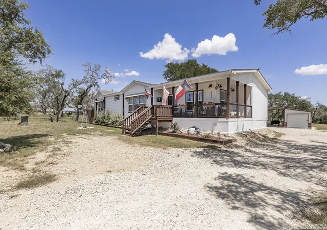 2nd image of 451 Pr 1505, Bandera, TX 78003 | MLS# 1906538
