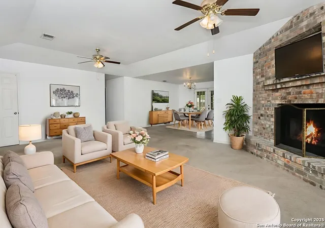 Photo 3 of Single family home for sale at 614 Tanya, Fredericksburg, TX 78624 | MLS# 1906566 | Listing updated on 2025-10-08