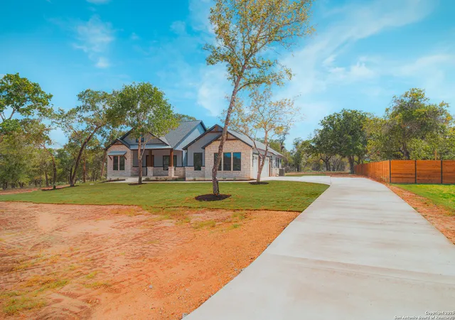 4th image of 200 Crescent Ridge, Adkins, TX 78101 | MLS# 1906602