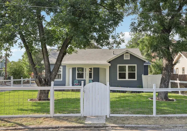 Photo 2 of Single family home for sale at 138 Zapata, San Antonio, TX 78210 | MLS# 1906742 | Listing updated on 2025-11-09